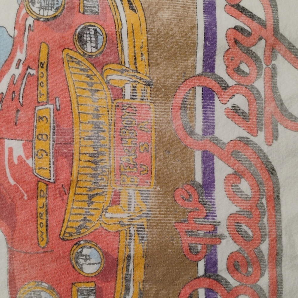 (BX16) SALE! The Beach Boys USA Vintage World Tour 1983 Print Shirt Light Stain - Picture 3 of 6